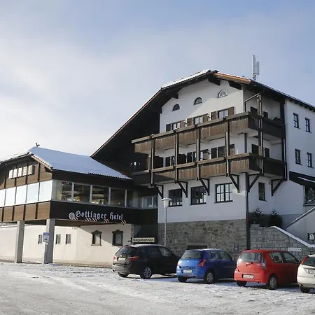 Hotel Gottinger 3*