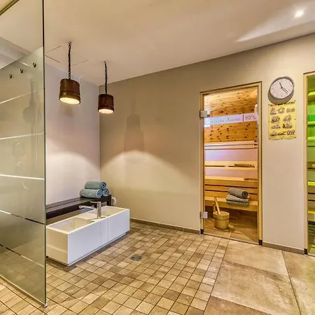 Hotel Gottinger 3*