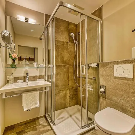 Landhotel Gottinger 3*