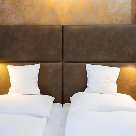 Hotel Landhotel Gottinger 3*